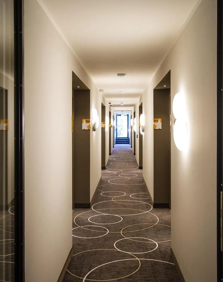 Hotel Suedstern Monachium 2*,